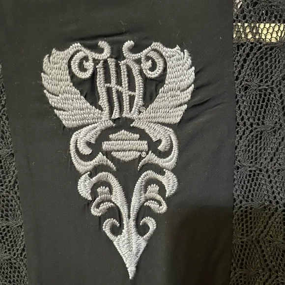 Harley Davidson three-quarter sleeve lace inset blouse - Picture 5 of 9